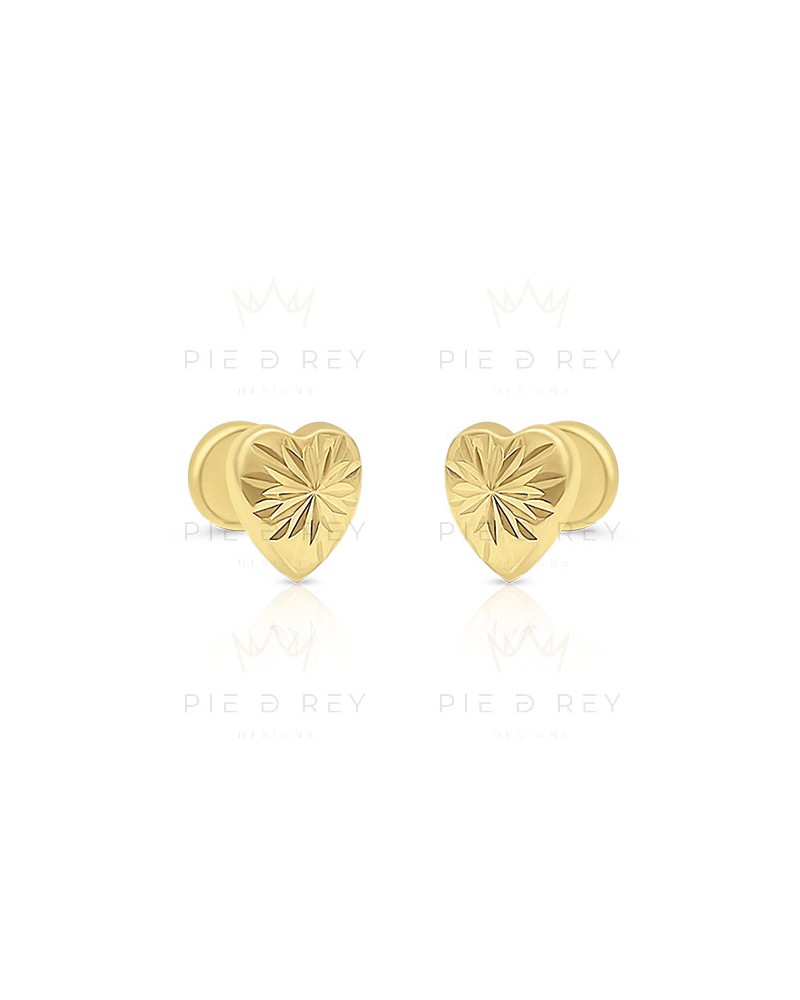 Earrings in Gold