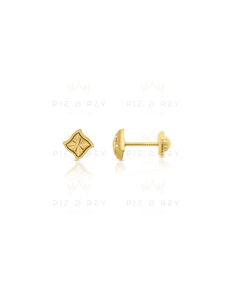 Earrings Square Carved in Gold